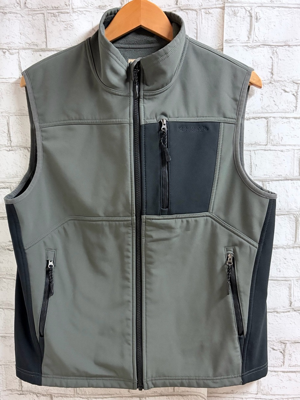 REDHEAD BRAND Co. Radius Softshell Vest Black/Gray Mens